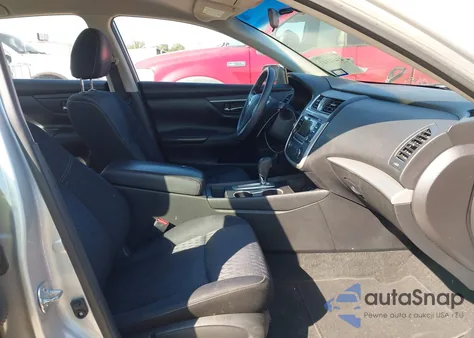 2016 Nissan Altima 2.5/2.5 S/2.5 Sl/2.5 Sr/2.5 Sv из США, поврежденный, VIN 1N4AL3AP8GC225323